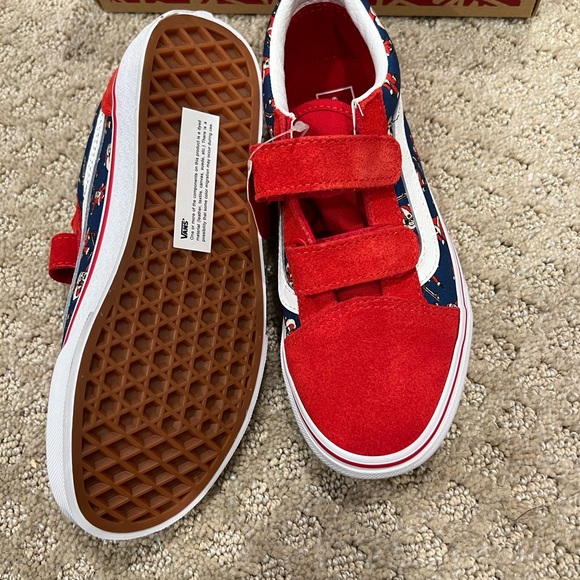 New Old Skool Santa Claus Vans - Picture 11 of 16